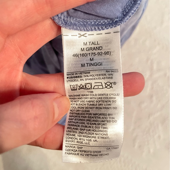 GAP Fit Blue Athletic Muscle Tee Size Medium - Picture 2 of 6